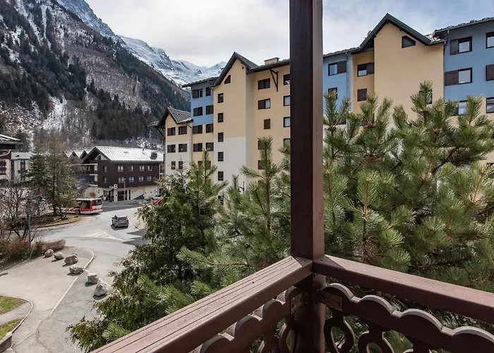 Apartment Vue Montagne Parking Prive Balcon