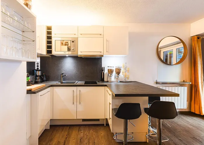 Vue Montagne Parking Prive Balcon Apartment *