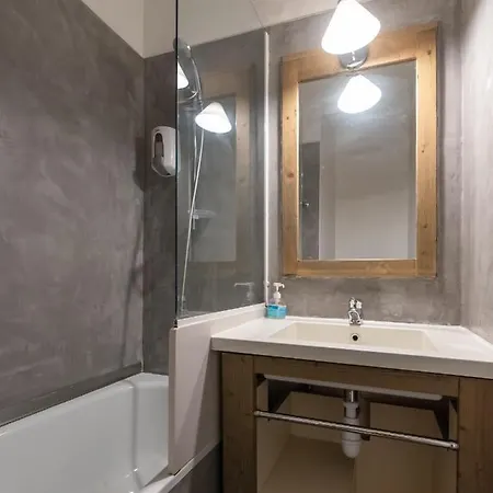 Vue Montagne Parking Privé Balcon Apartmán